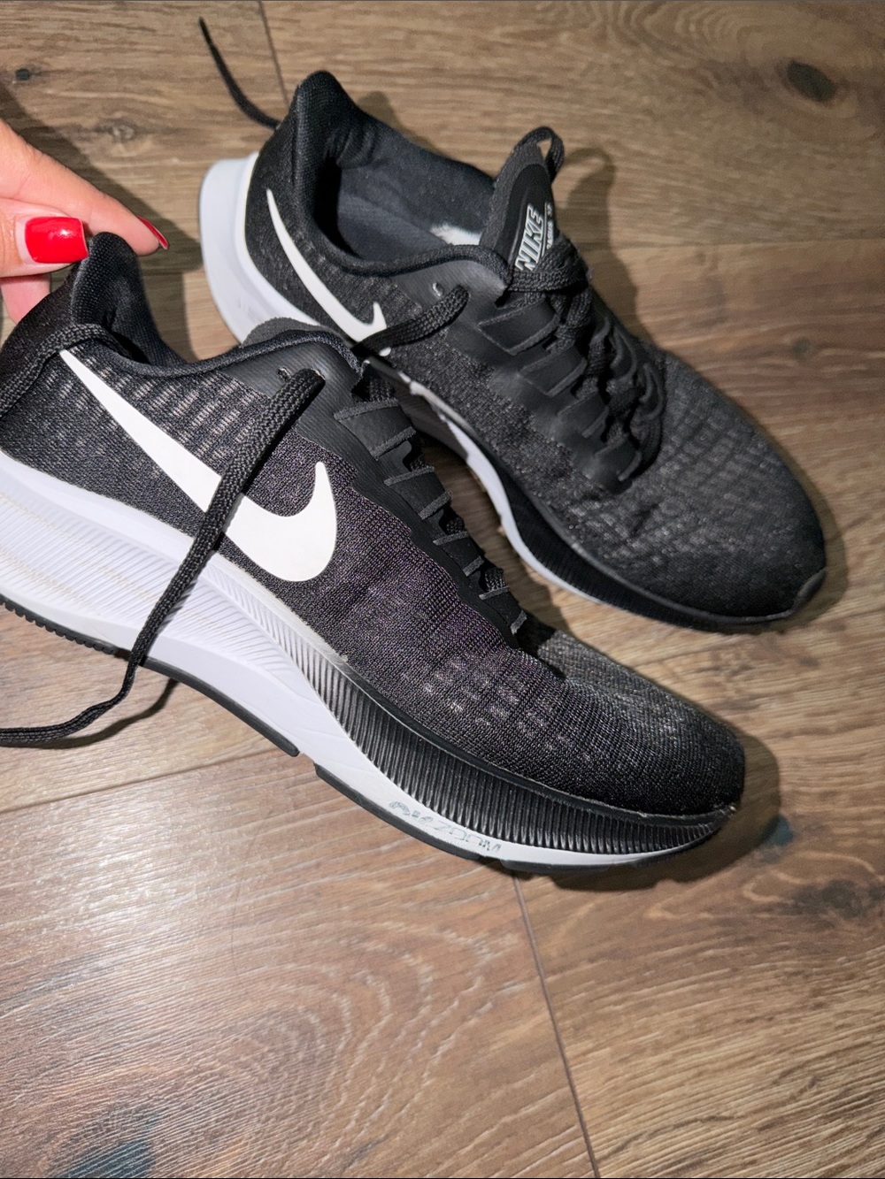 Nike Black and White Women’s Running Sneakers